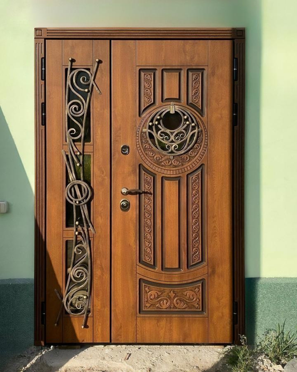 Полуторная уличная дверь МДФ