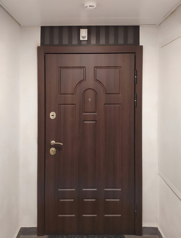 Квартирная дверь МДФ