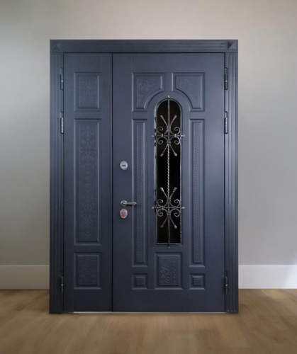 Полуторная дверь со стеклом