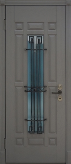 Входная остекленная термодверь с накладной решеткой и отделкой из панелей МДФ