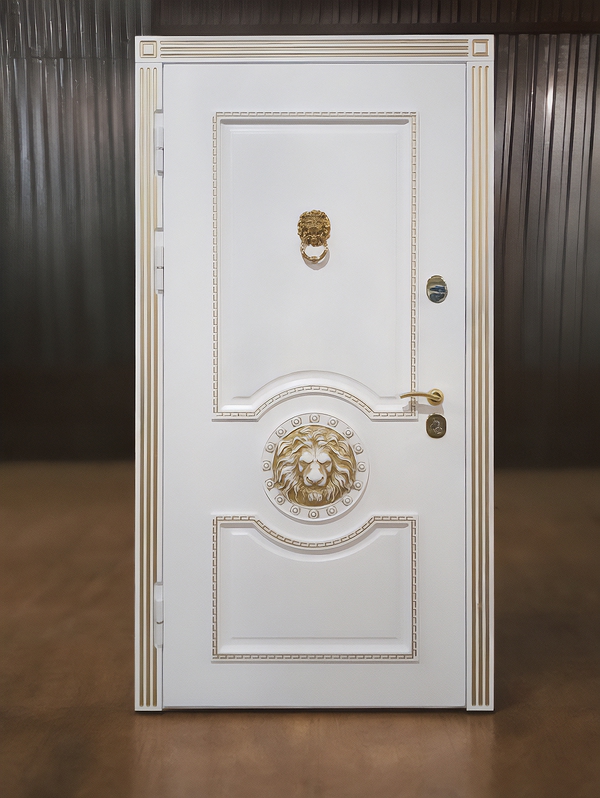 Белая дверь с патиной золото
