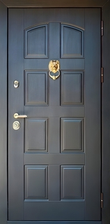 Стальная термодверь МДФ шпон с кнокером «лев» Стальная термодверь МДФ шпон с кнокером «лев»